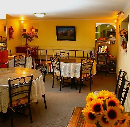 Herberg Alfredo's Palace 2*