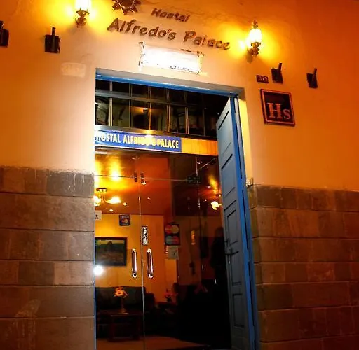 Herberg Alfredo's Palace