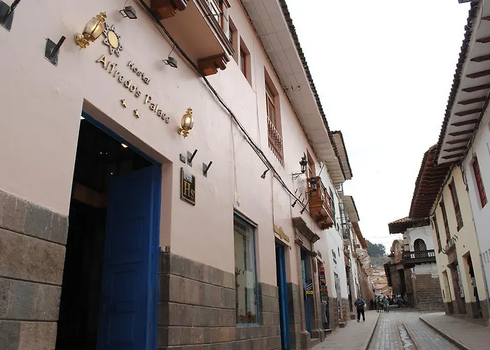 Herberg Alfredo's Palace